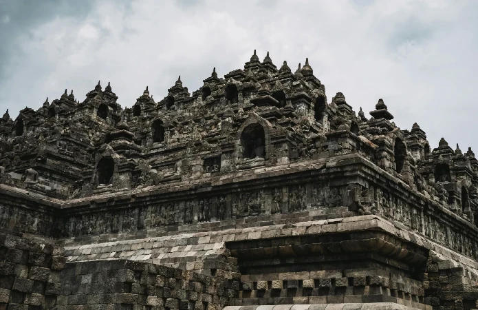 Borobudur mistérios ao redor do mundo que a arqueologia não consegue explicar