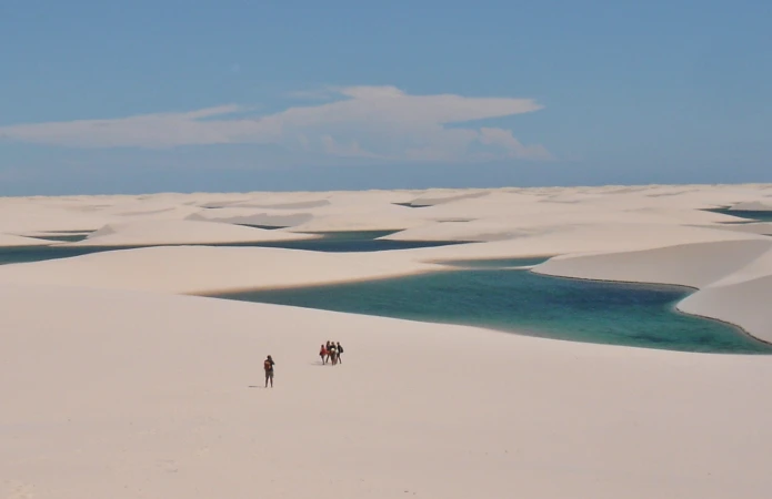 Turistas nos Lençóis Maranhenses